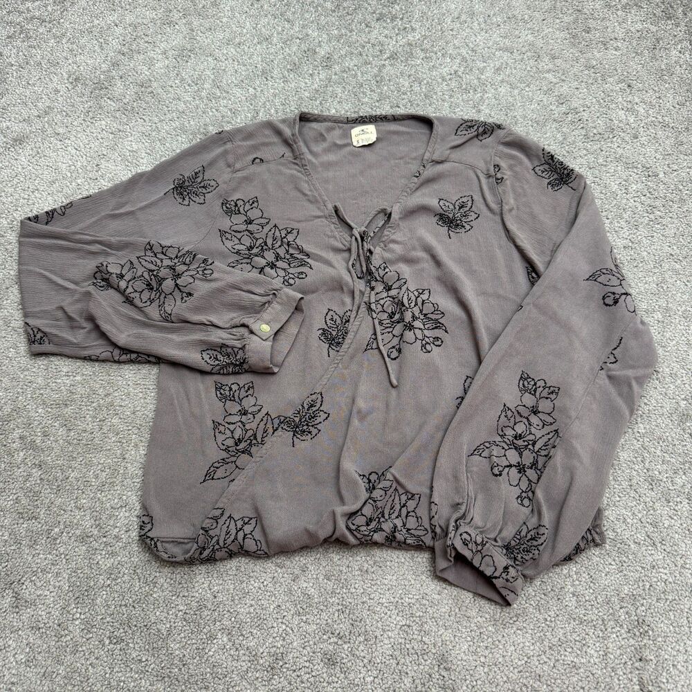O'Neill Floral Embroidered Surplice Blouse womens small Gray Long sleeve V-Neck